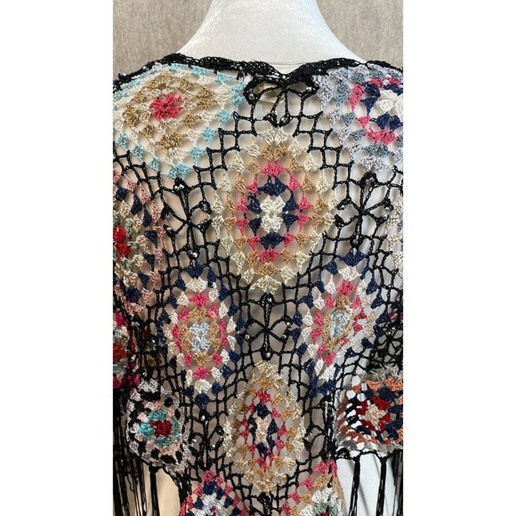 Body Central Unique Boho Crocheted Shawl One Size - Picture 6 of 7